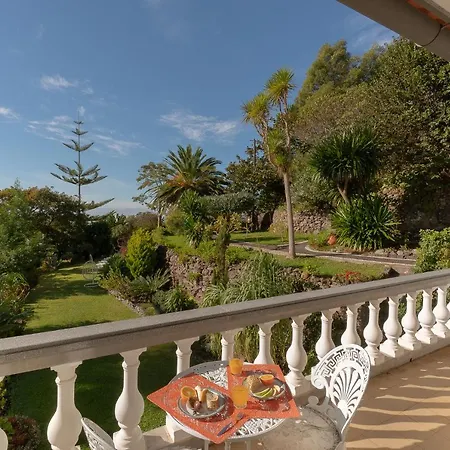 Villa Pool With Botanical Garden *