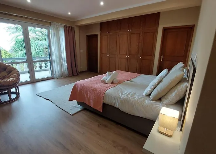 Pool With Botanical Garden Funchal (Madeira)