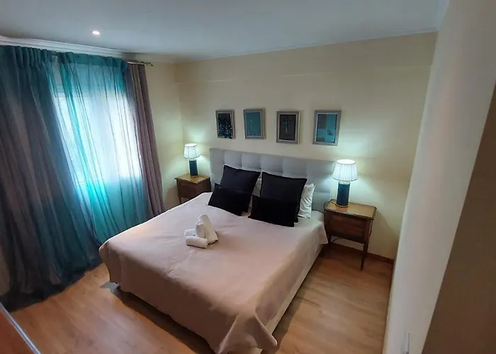 Pool With Botanical Garden * Funchal (Madeira)