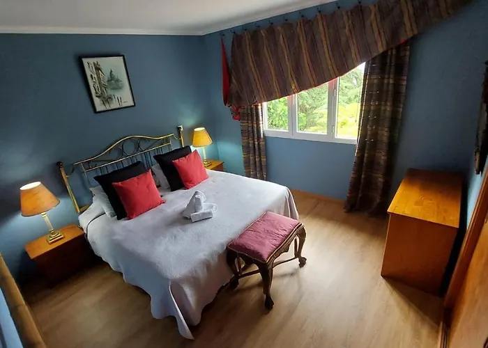 Pool With Botanical Garden Villa Funchal (Madeira)