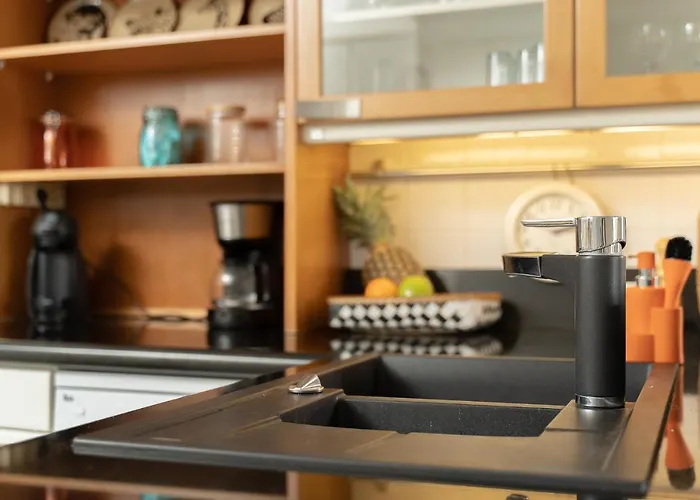 Pool With Botanical Garden * Funchal (Madeira)