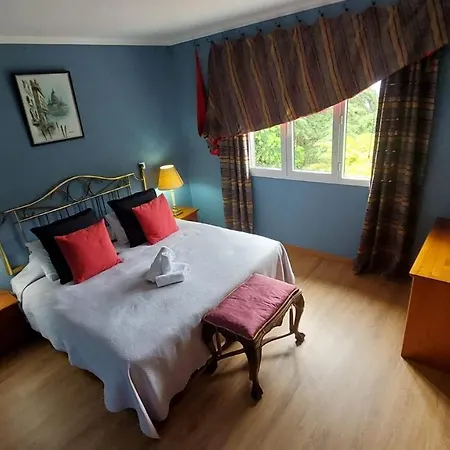 Pool With Botanical Garden Villa Funchal (Madeira)