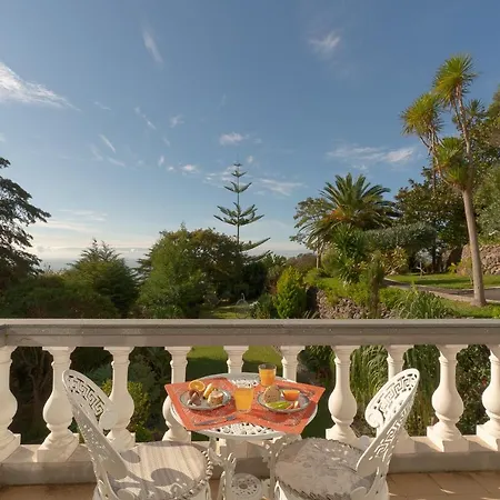 Pool With Botanical Garden Villa Funchal (Madeira)