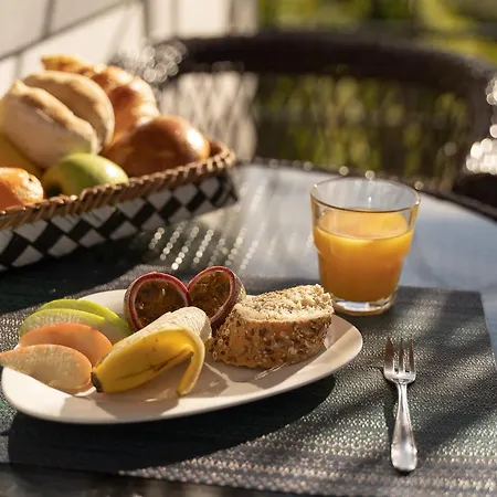 Pool With Botanical Garden فيلة *